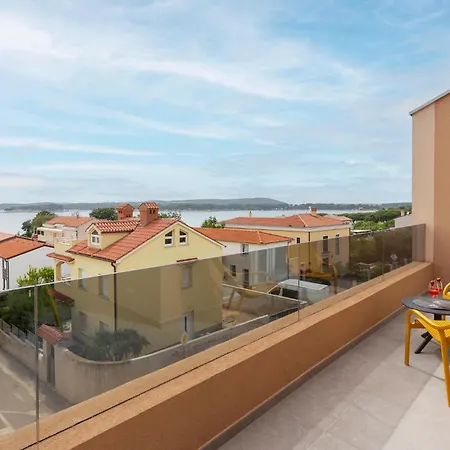 4 Bedroom In
