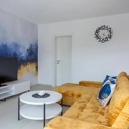 4 Bedroom In Holiday home *